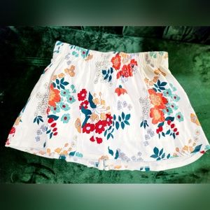 Girl Skirt w/Shorts